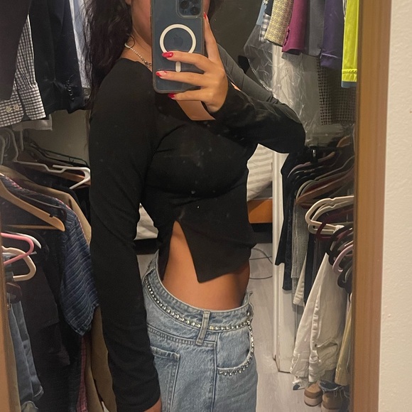 black girly long sleeve - Picture 2 of 3